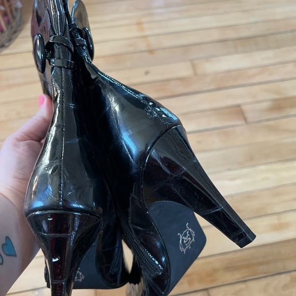 Stacy Adams black croc stiletto booties - Picture 5 of 9